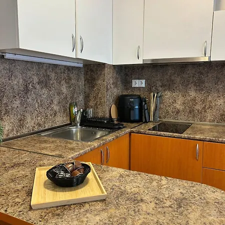 Apartamento Summer Breeze Ground-floor I Patio & Parking Varna