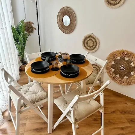 Summer Breeze Ground-floor I Patio & Parking Varna