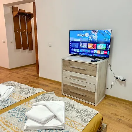 Summer Breeze Ground-floor I Patio & Parking Apartamento *