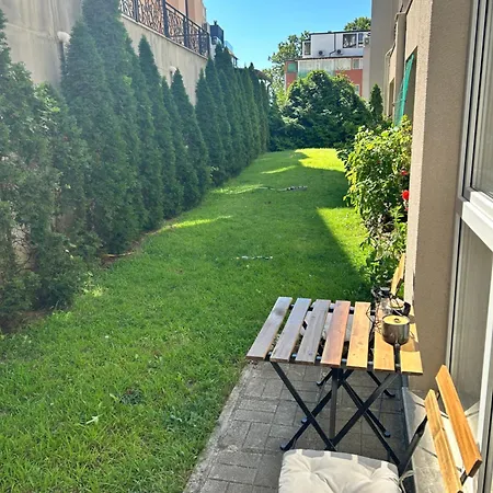 Apartamento Summer Breeze Ground-floor I Patio & Parking